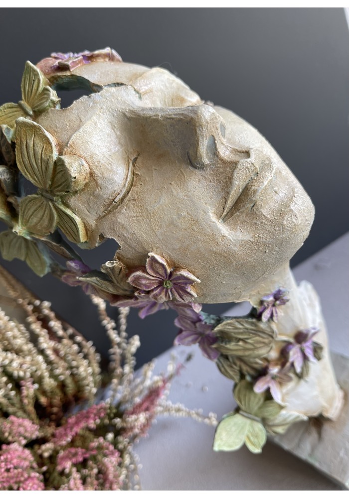 çiçekli kadın mask
